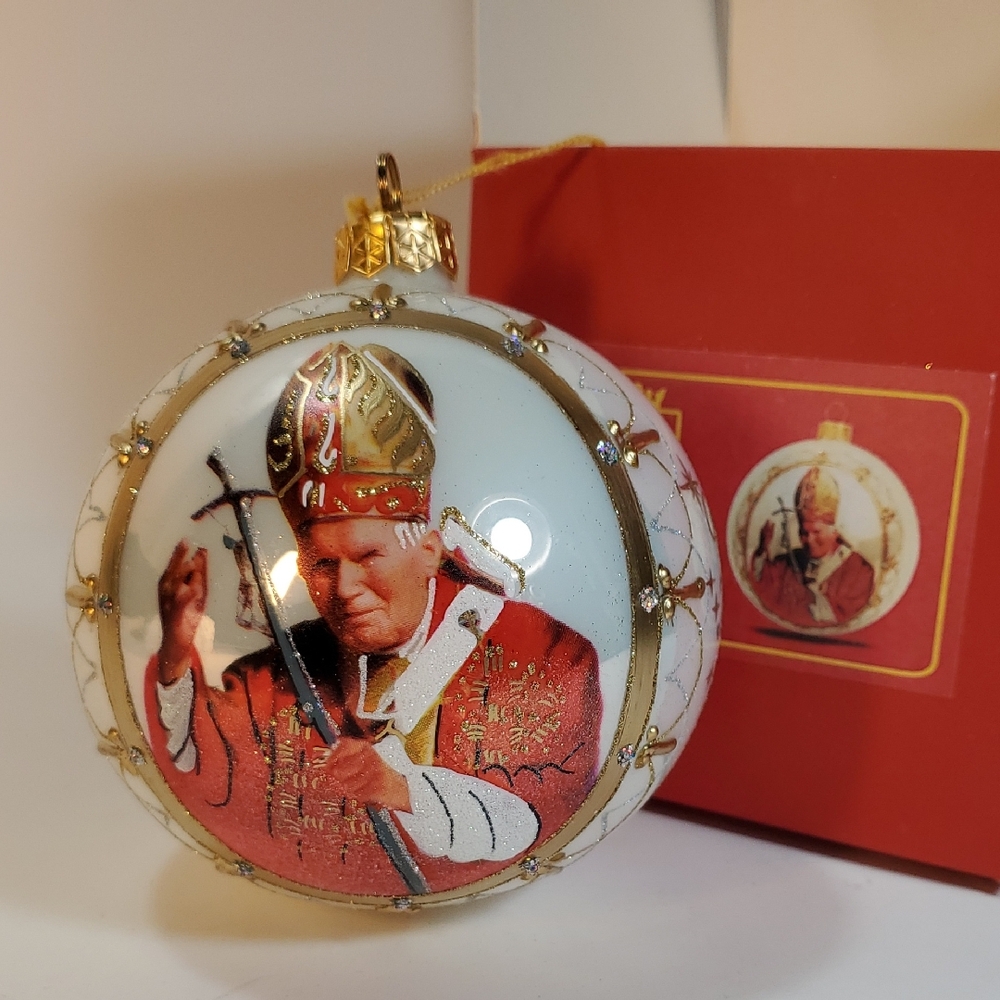 Polonaise "Pope John Paul II" Glass Ornament
